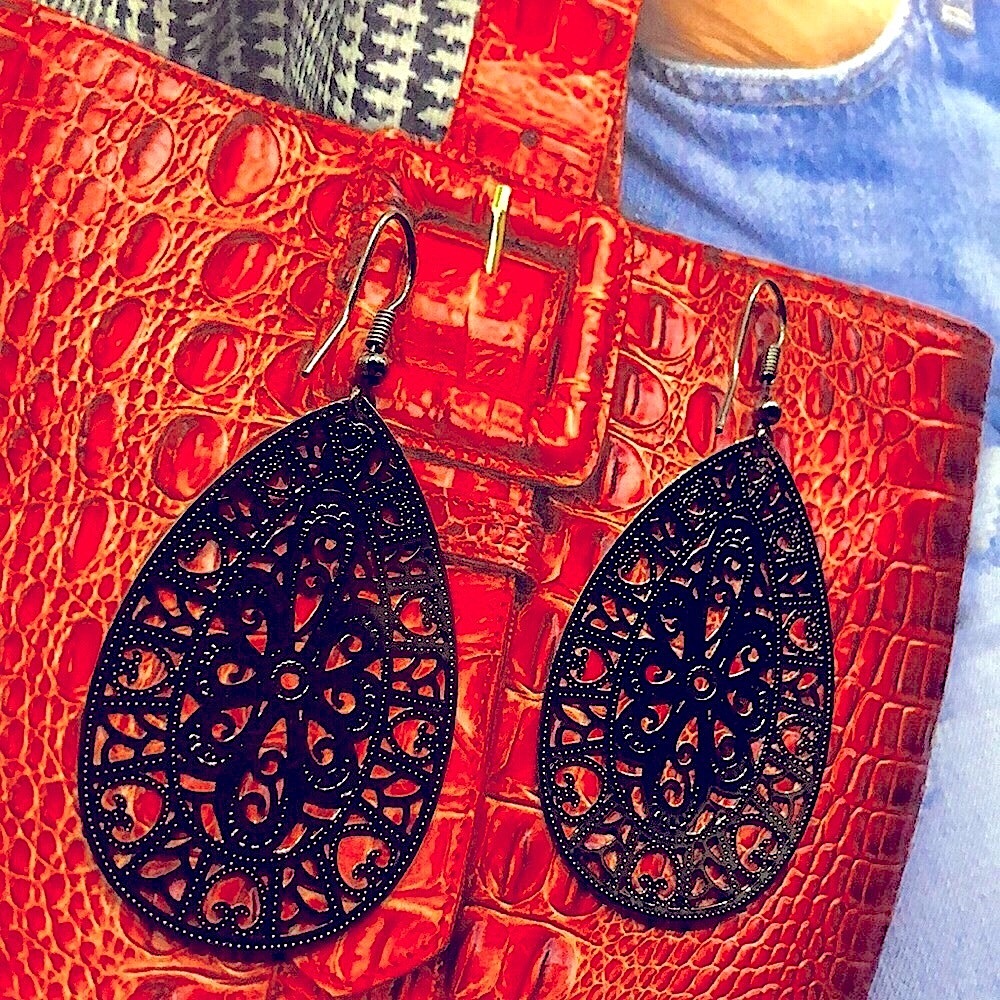 AWFH Vintage Hobo Gardenia Earrings